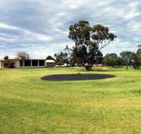 Cleve Golf Club - Accommodation Redcliffe