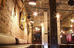 Plantation Bar - Accommodation Redcliffe 3