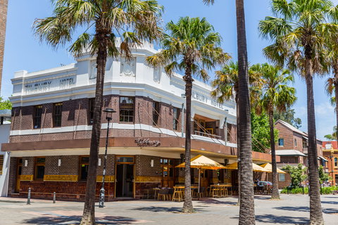 The Tilbury Hotel - Accommodation Redcliffe 0