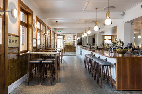 The Tilbury Hotel - Accommodation Redcliffe 4