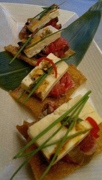 Uchi Lounge - Accommodation Redcliffe 2