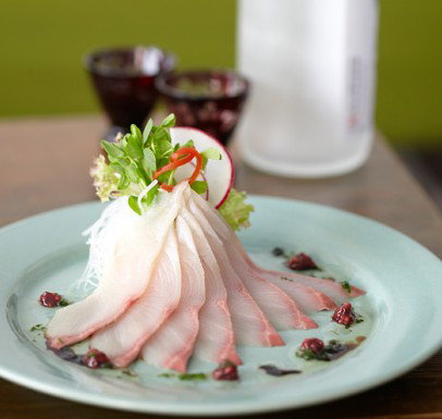 Uchi Lounge - Accommodation Redcliffe 3