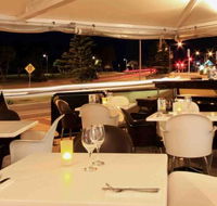 Cafe Fresh Lounge Bar  Shinsen Restaurant - Accommodation Redcliffe