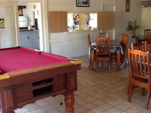 Bajool Hotel - Accommodation Redcliffe 2