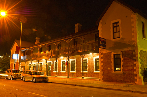 Belmore Hotel Scone - Accommodation Redcliffe 5