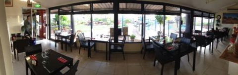 Devils Marbles Hotel–Wauchope - Accommodation Redcliffe 1