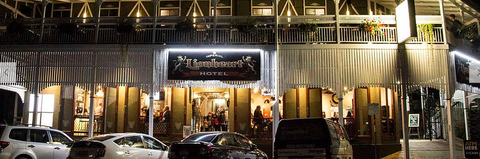 Eumundi Imperial Hotel - Accommodation Redcliffe 1