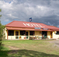 Farmers Hotel - Accommodation Redcliffe