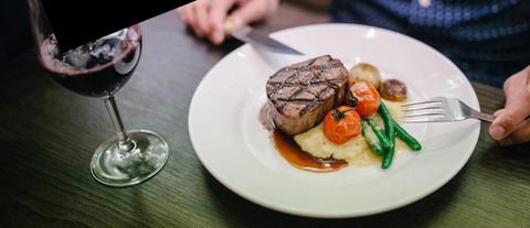 The Edge Restaurant & Bar - Accommodation Redcliffe 1