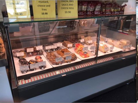 CRACKA DAWN - Accommodation Redcliffe 4