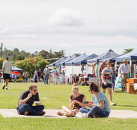 Seasons of New England Expo - Accommodation Redcliffe