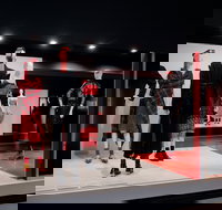 Collecting Comme - Accommodation Redcliffe