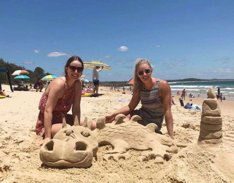 Learn To Build The Sandcastle Of Your Dreams - Accommodation Redcliffe 1
