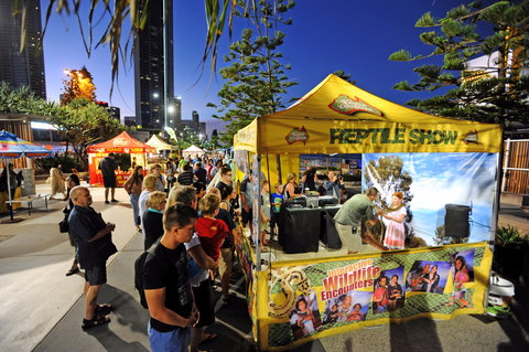 Surfers Paradise Beachfront Markets - Accommodation Redcliffe 0