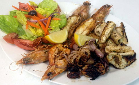 Burattinis - Accommodation Redcliffe 2