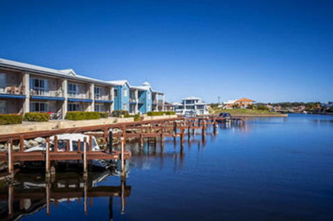 C Mandurah Resort - Accommodation Redcliffe 2