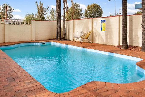 Econo Lodge Griffith Motor Inn - Accommodation Redcliffe 3