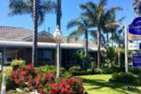 Best Western Coastal Waters Motor Inn - Accommodation Redcliffe 0