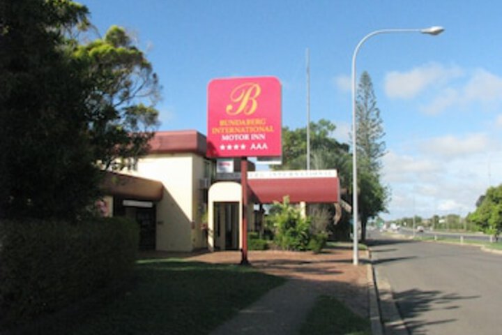 Alloway QLD Accommodation Redcliffe