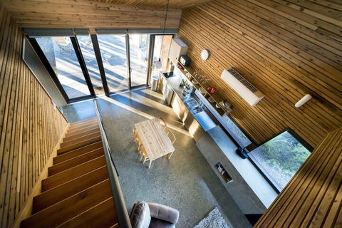 DULC Cabins - Accommodation Redcliffe 3