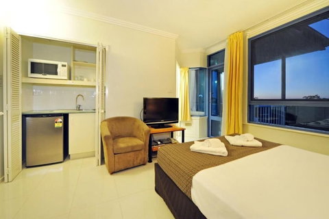 At Whitsunday Vista Holiday Apartments - Accommodation Redcliffe 5