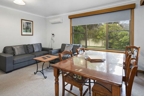 Marsden Court Apartments - Accommodation Redcliffe 4
