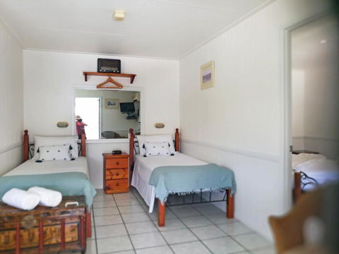 Chillagoe Cabins & Tours - Accommodation Redcliffe 4