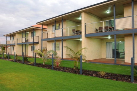 Pinnacles Edge Resort - Accommodation Redcliffe 4