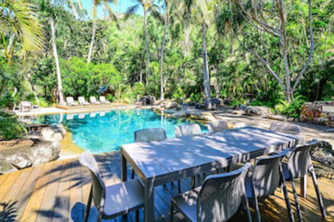 Beach Lodges - Accommodation Redcliffe 0