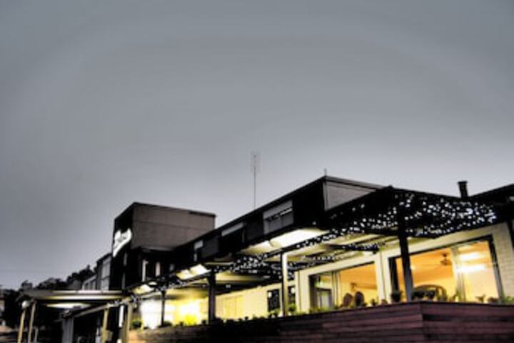 Alectown NSW Accommodation Redcliffe