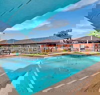 Bushmans Motor Inn - Accommodation Redcliffe