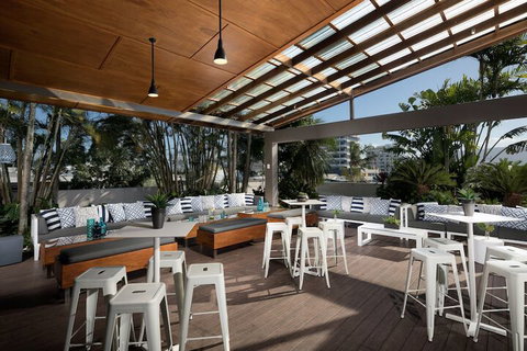 Rydges Plaza Cairns - Accommodation Redcliffe 6