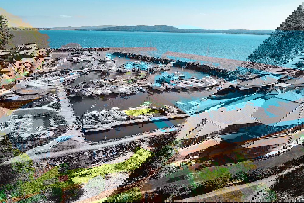 Corlette NSW Accommodation Redcliffe
