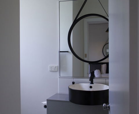 Davis Avenue Apartments - Accommodation Redcliffe 6