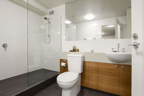 Old Woolstore Apartment Hotel - Accommodation Redcliffe 6