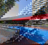 Royal On The Park - Accommodation Redcliffe