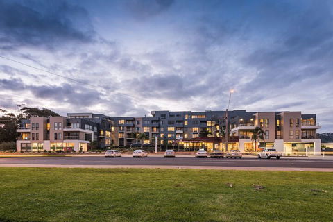 The Esplanade Resort And Spa - Accommodation Redcliffe 3