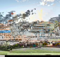 Novotel Cairns Oasis Resort - Accommodation Redcliffe