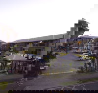 Southern Cross Atrium Apartments - Accommodation Redcliffe