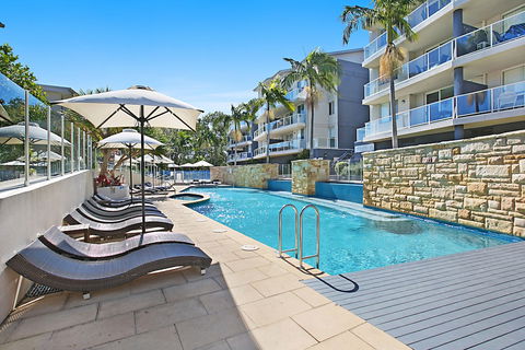 Mantra Nelson Bay - Accommodation Redcliffe 1