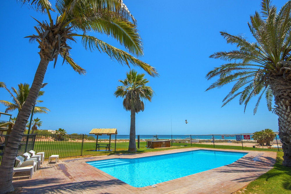 Coral Bay WA Accommodation Redcliffe