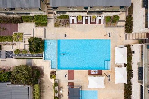 Smiths Beach Resort - Accommodation Redcliffe 6