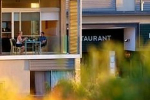 Smiths Beach Resort - Accommodation Redcliffe 2