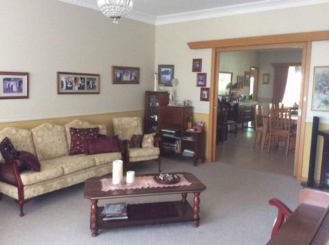 Kadina Bed & Breakfast - Accommodation Redcliffe 2