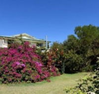 Le Grand Chateau - Accommodation Redcliffe