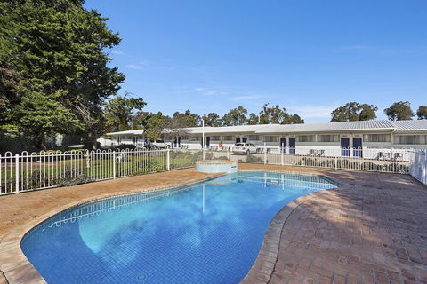 Byer Fountain Motor Inn, Holbrook - Accommodation Redcliffe 7