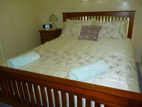 Christmas Creek Cafe & Cabins - Accommodation Redcliffe 5