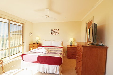 Ella Bleu - Accommodation Redcliffe 6