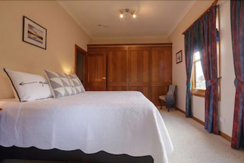 Ambience On Huon B&B - Accommodation Redcliffe 7