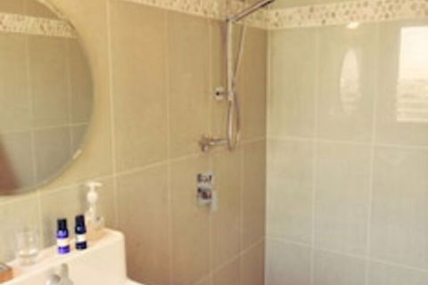 Old Church B&B - Accommodation Redcliffe 2